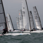 Départ national 2016 à Quiberon Des catamarans de classe A lors d'une régate.